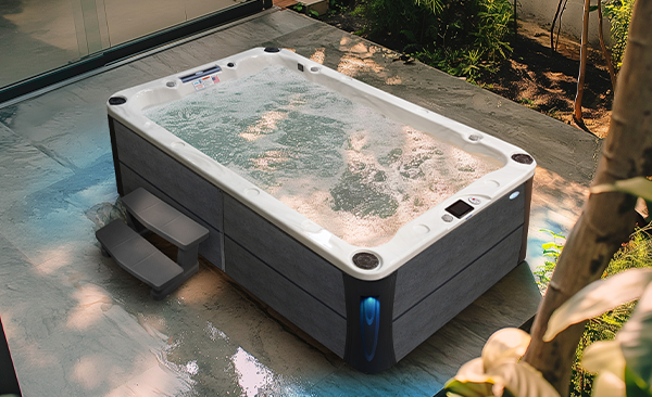 Deck Series Milwaukee hot tubs for sale